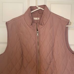 Westport quilted vest, Size XL.